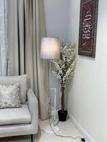 ابجورة  ارضية لون فضي