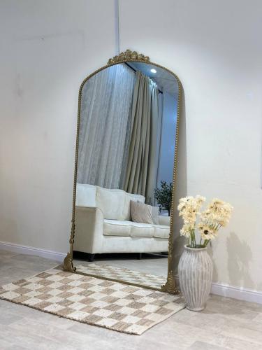 مراية بطار ذهبي