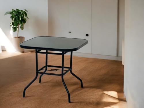 طاولة مربع زجاج شفاف اسود F5028