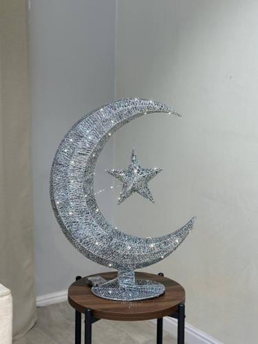 هلال  رمضان استاند لون اسود
