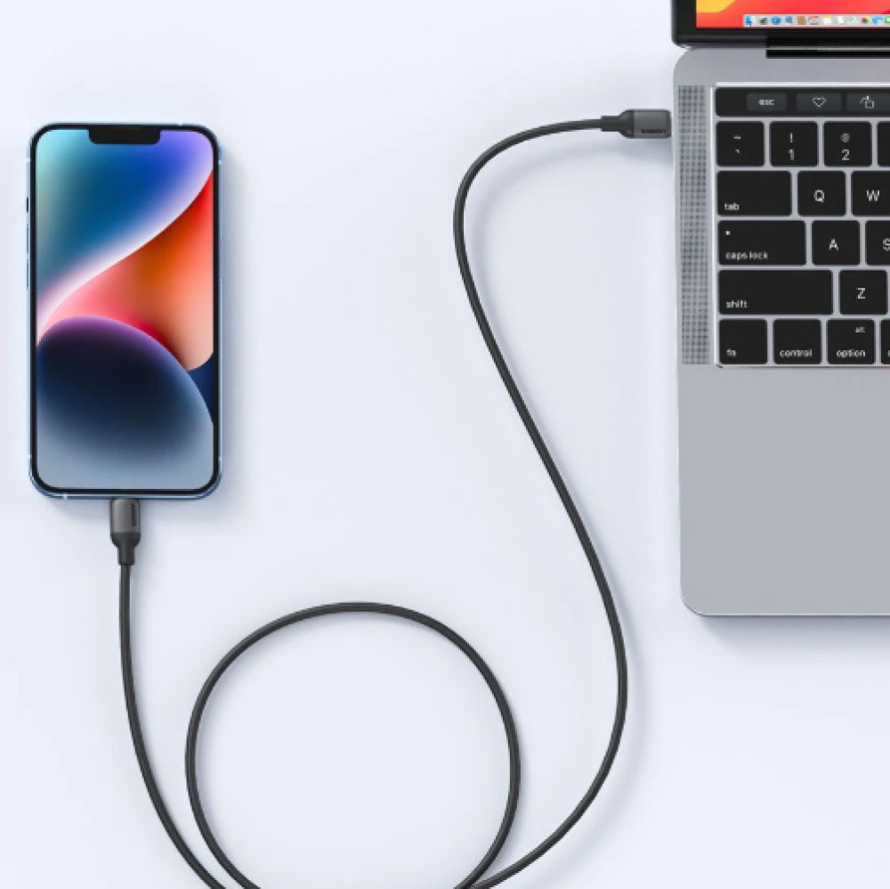 سلك شاحن يوجرين من USB-C إلى آيفون سيلكون بطول 1 م - أسود