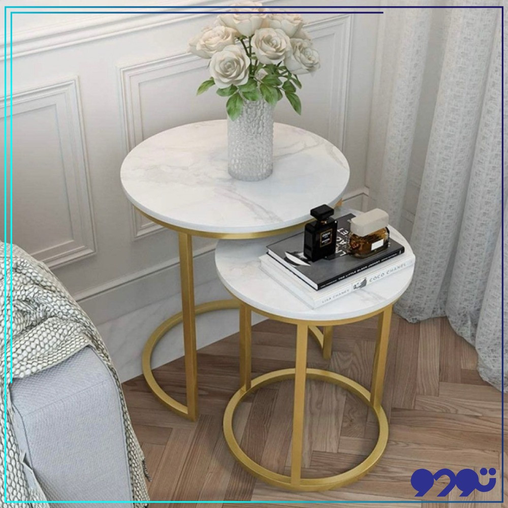 طقم طاولتين بسطح خشبي أبيض وهيكل ذهبي