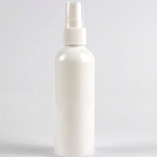 بخاخ ماء ابيض