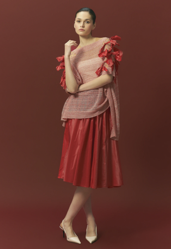 طقم بيزا أحمر تفته شبك