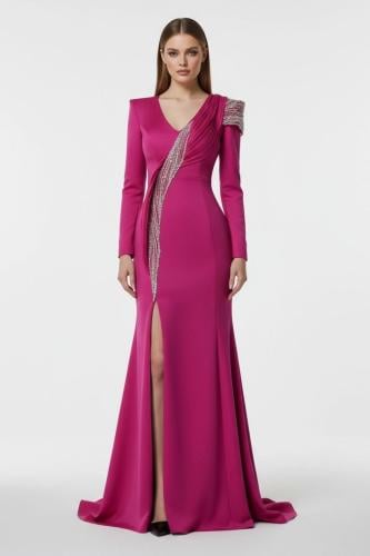 فستان كريب مطرز بالاحجار و انحناءات أمامية