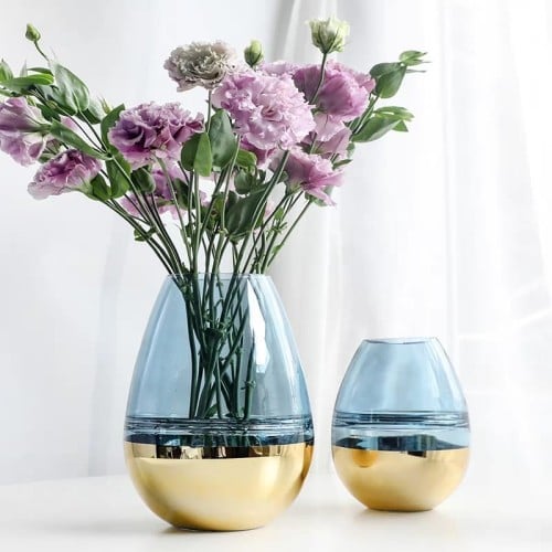 فازة زجاجية ملونة