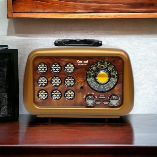 راديو مع سماعه بلوتوث.