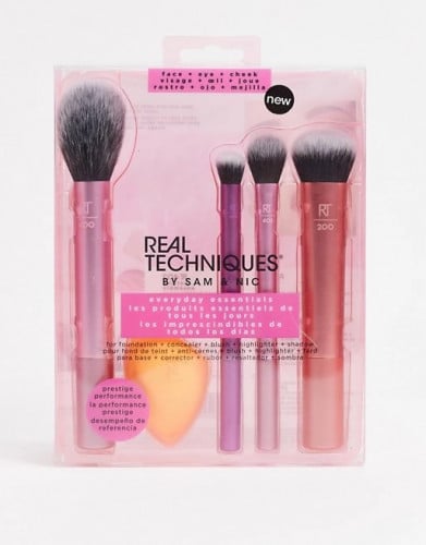 مجموعة فرش  من خمس قطع للوجه والعين من ريال تكنيك Real Techniques