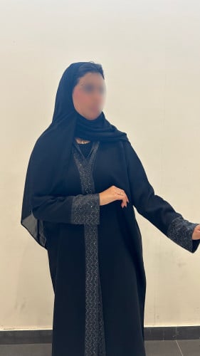 عباية الاطراف رمادي