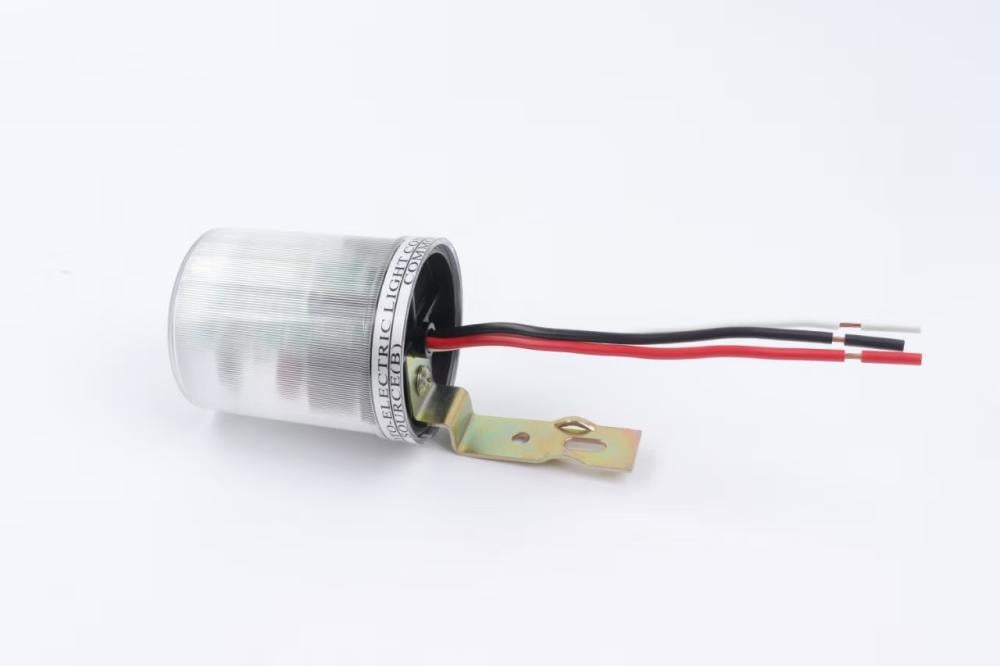 خليه يابانى - حساس ضوء خارجي C1008