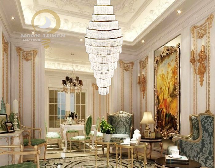 ثريا كريستال طويلة- Wamda