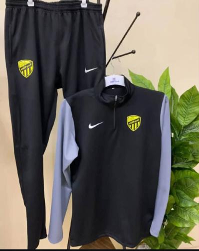 طقم سويتر التمارين شتوي نادي الاتحاد اللون الاسود...