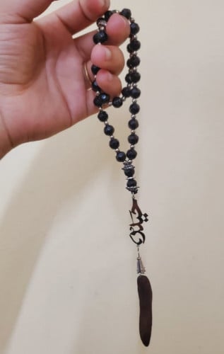 مسبحة كسرة العود الفاخره