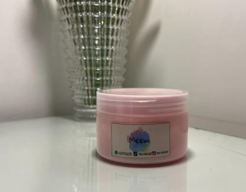 كريم تفتيح وترطيب الجسم 250 مل