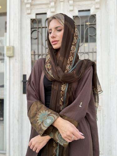 عباية بليند بأكمام وطرحة مشجرة - بني