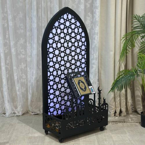 استاند حامل مصحف وسجاد أسود مع إضاءة بكفرات متحركة
