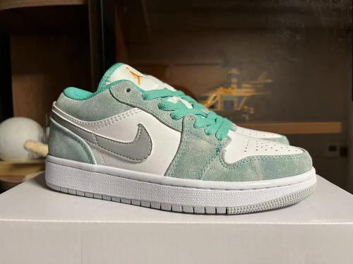 NIKE AJ