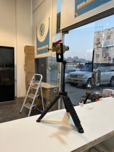 قاعدة بزبوز ثلاثية الأرجل