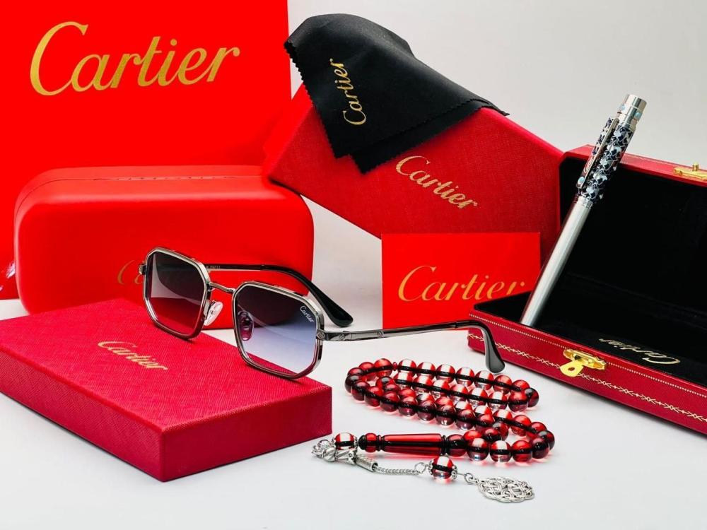 هدية فخمة نظارة مع قلم من كارتير مع سبحة مميزة  وتغليف انيق