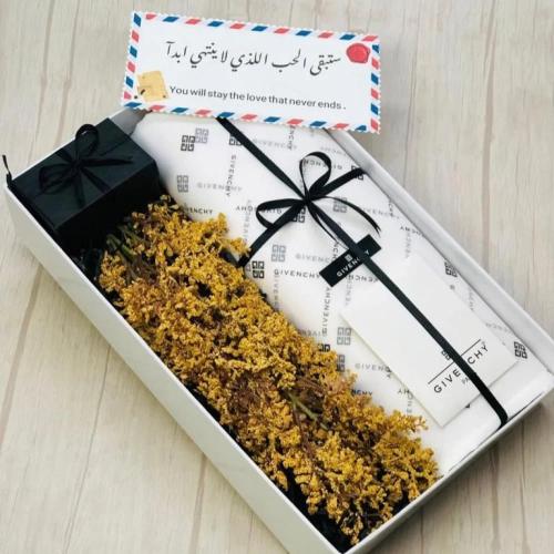 بوكس قماش و ورد الافندر مع الكبك وتغليف مجاني