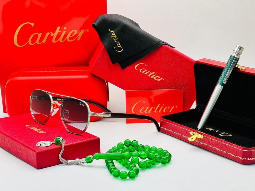 هدية فخمة نظارة مع قلم من كارتير مع سبحة مميزة  وتغليف انيق