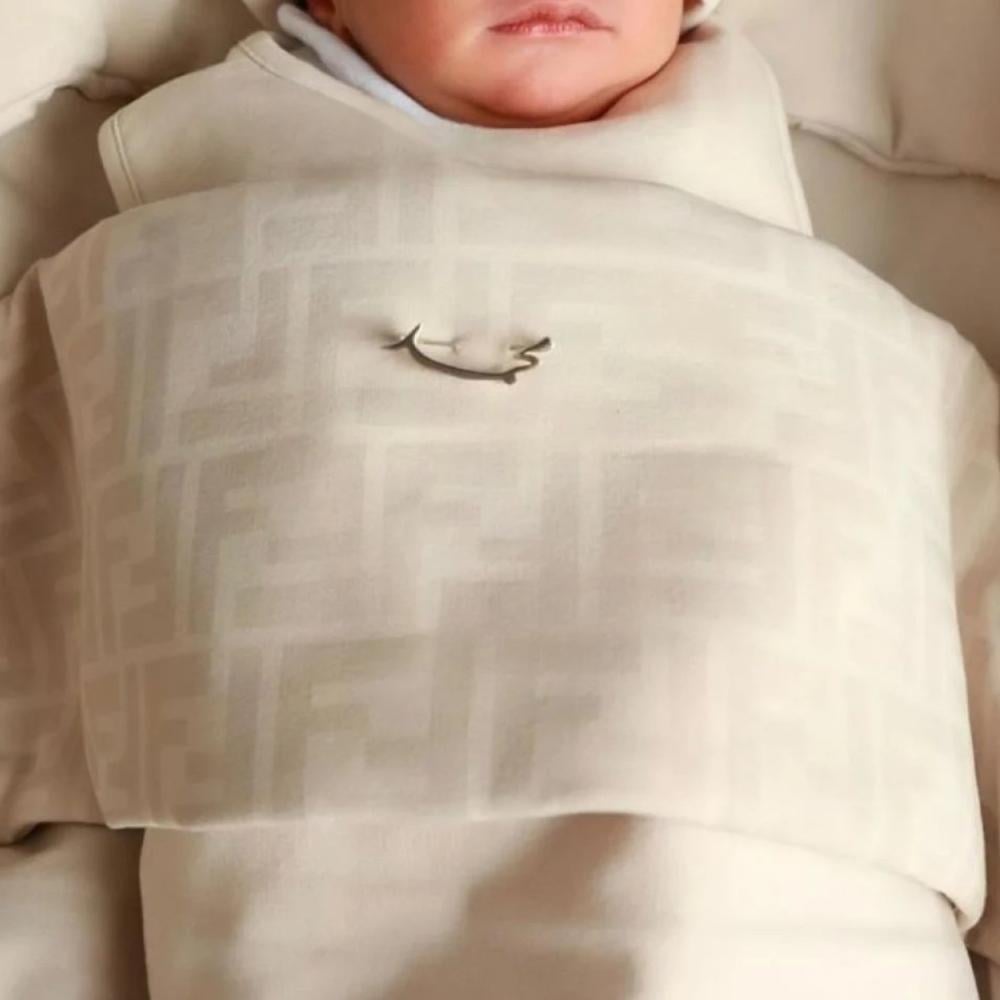 بروش اطفال حسب الطلب