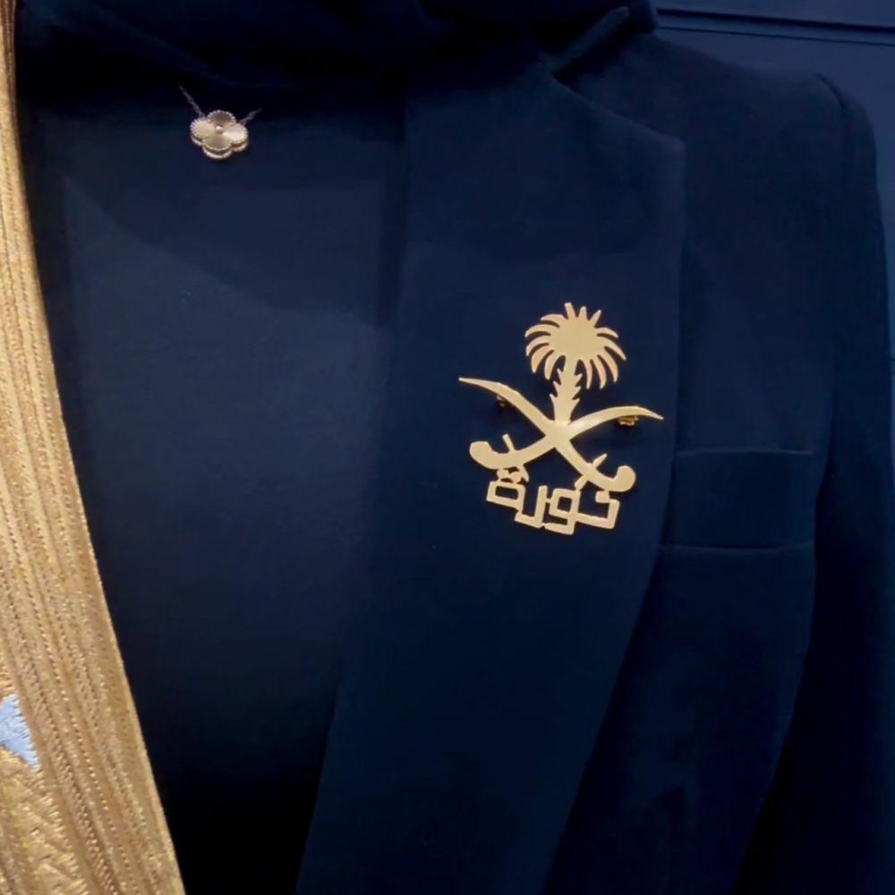 بروش بالاسم حسب الطلب