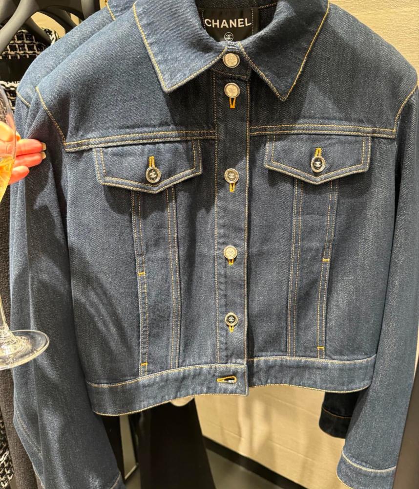 2025 Chanel Blouse Jacket Cruise Denim Dark Blue - TEBOUGIE