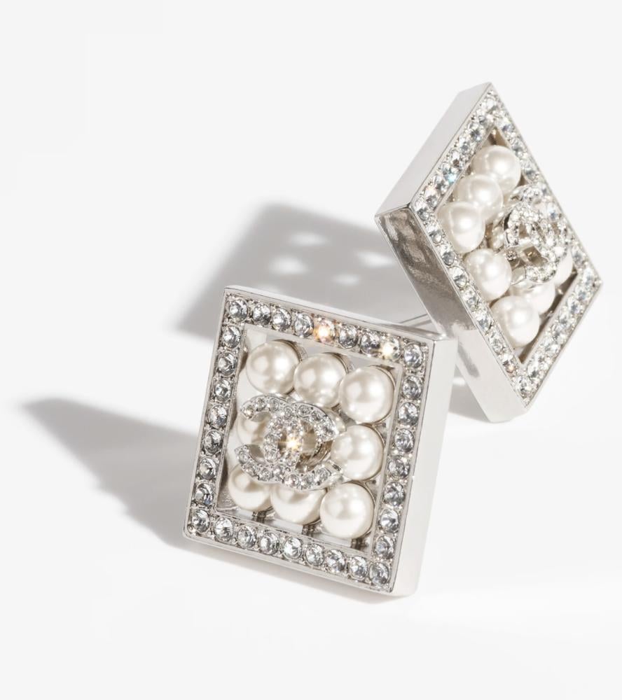 ★2024NEW★younglyyoungley★Console stud earrings yOungly yOungley] - [영리영리]
