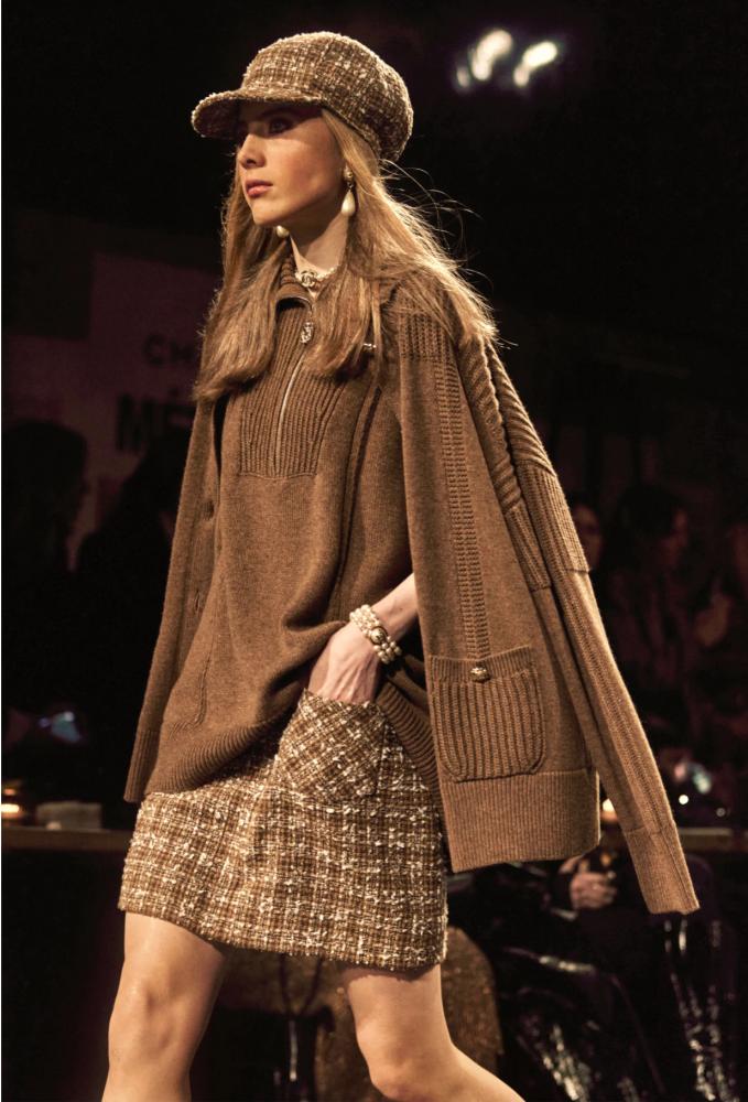 2024 Chanel Cashmere Cardigan Brown - TEBOUGIE