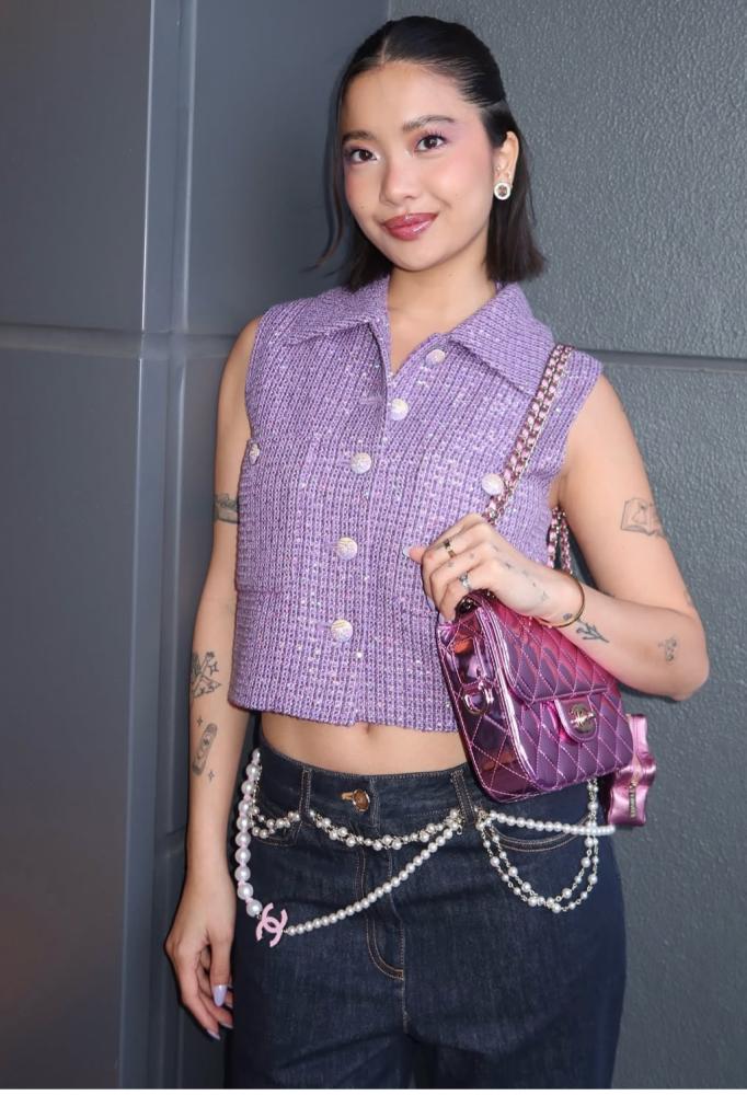 2024 Chanel Ghillie Vest Tweed Glitter Purple Silver - TEBOUGIE