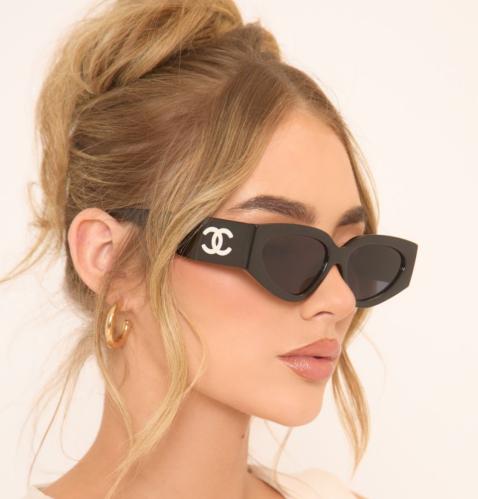 2025 Chanel Cat Eye Sunglasses Black and White - TEBOUGIE display picture 1