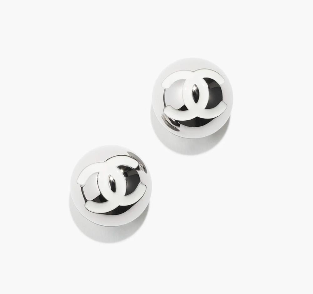 ピアス CHANEL STUD EARRINGS CRUISE 2024/2025 CHANEL 2024 Cruise Costume Jewelry- stud earrings authentic