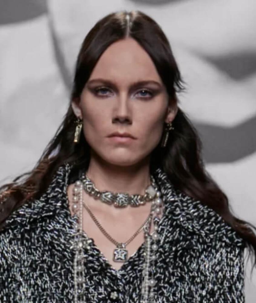 2024 Chanel choker necklace, black metal resin strass, with
