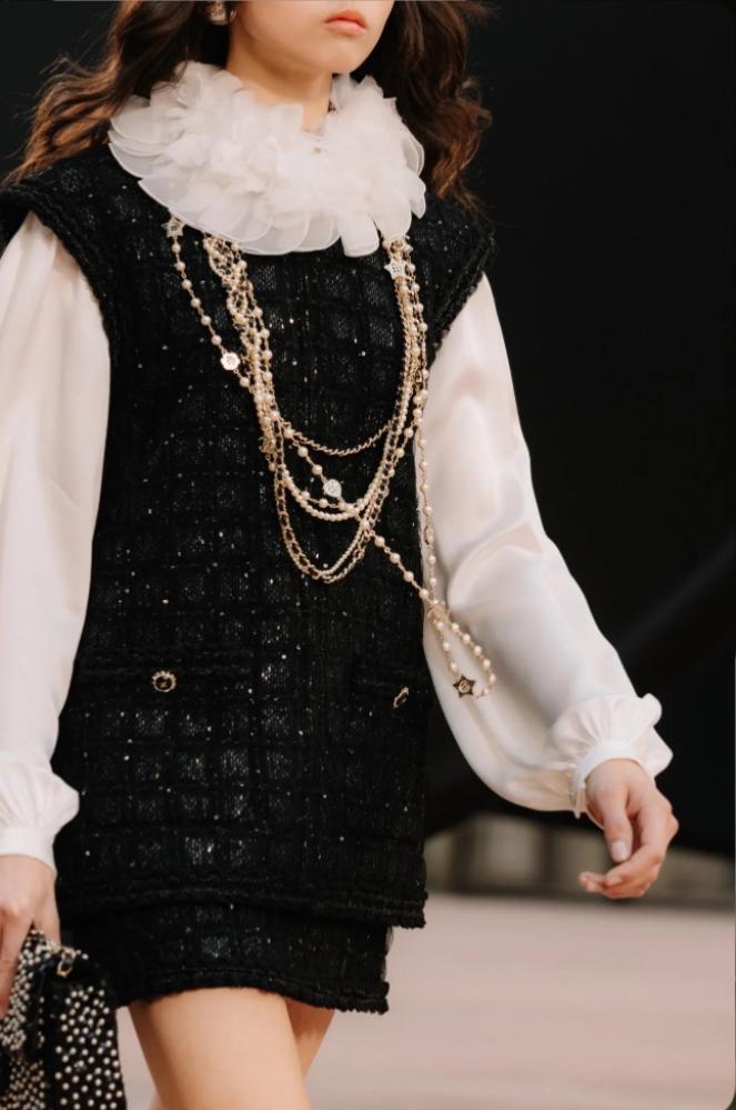\" 【COCO BEACH新作】CHANEL キルティングショートパンツ 黒\" 4100123N0115_x1_a001.jpg
