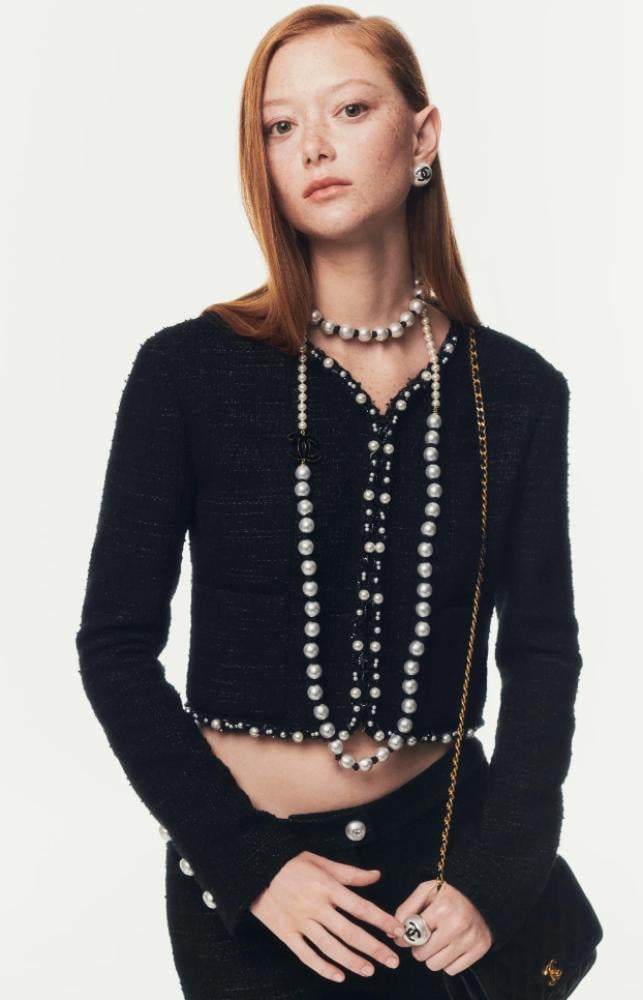 2025 Chanel Pearl Black Tweed Jacket - TEBOUGIE