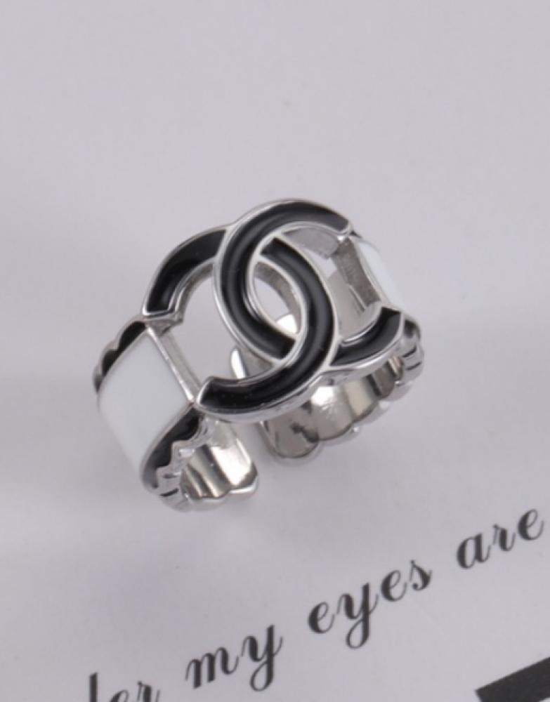 2025 Chanel White Gold Black CC T Logo Ring - TEBOUGIE