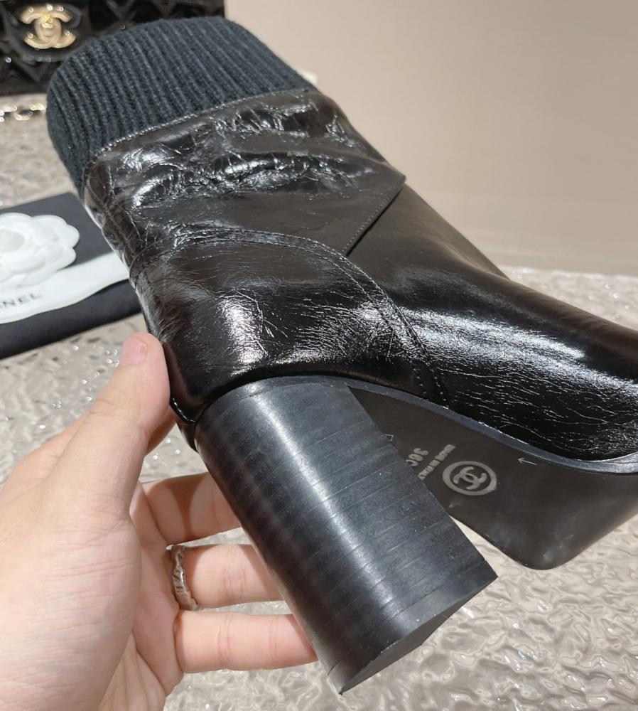 2024 Chanel Short Boots Black Leather - TEBOUGIE
