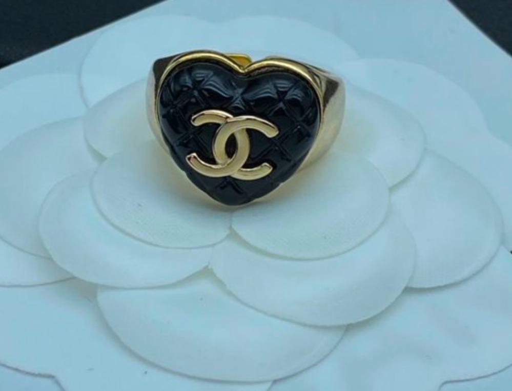 Chanel Black Gold Heart Ring - TEBOUGIE
