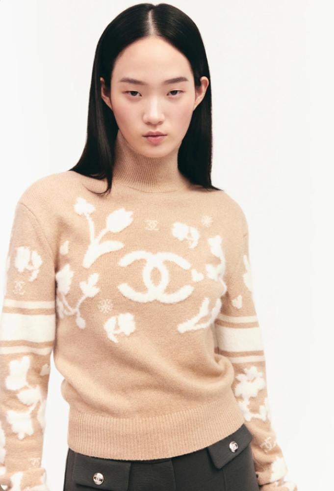 Chanel Wool Sweater Winter Pullover Beige Coco Neige - TEBOUGIE