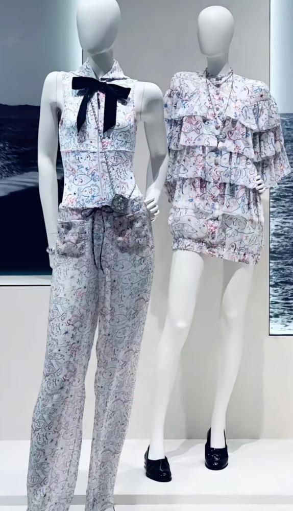 *カラフルデザイン* CHANEL スイムウェア ジャージー&シルク 210.jpg