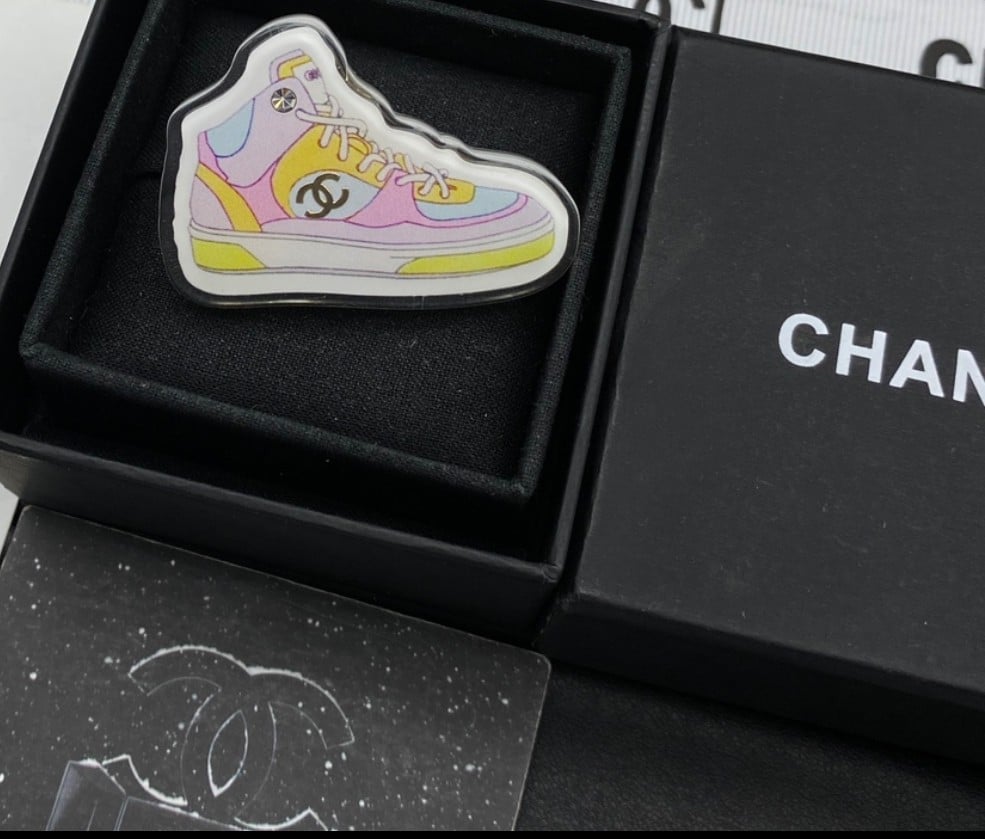 2024 Resin Metal Strass Sneakers Brooch - TEBOUGIE