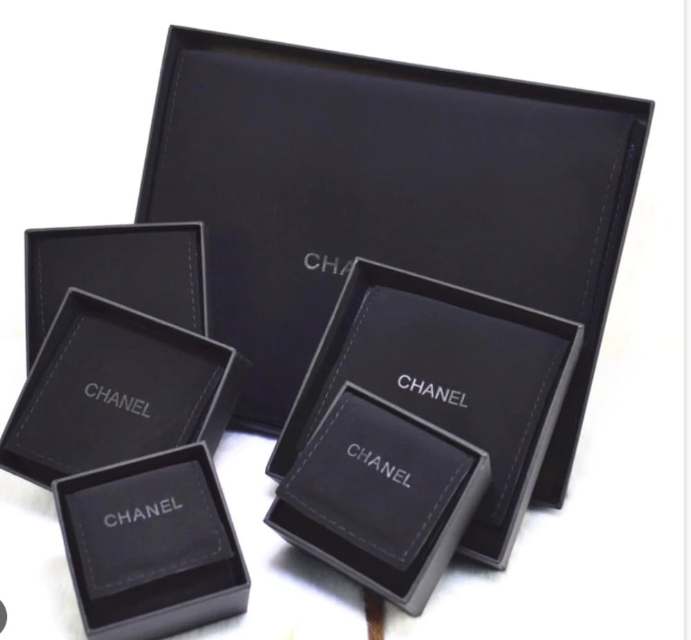 Original Chanel Luxury Jewelry Box for Small and Fine Chains