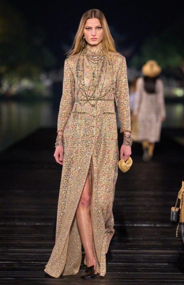 The most expensive clothing brand in the world TEBOUGIE