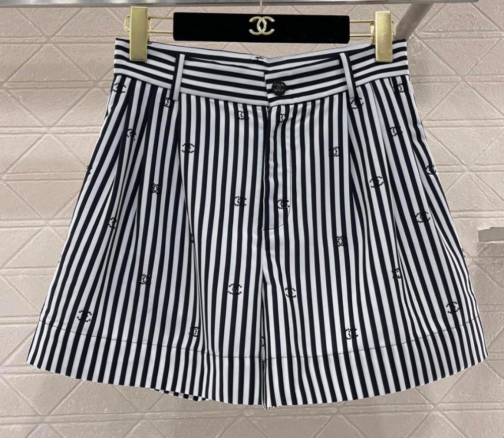 Chanel fashion short