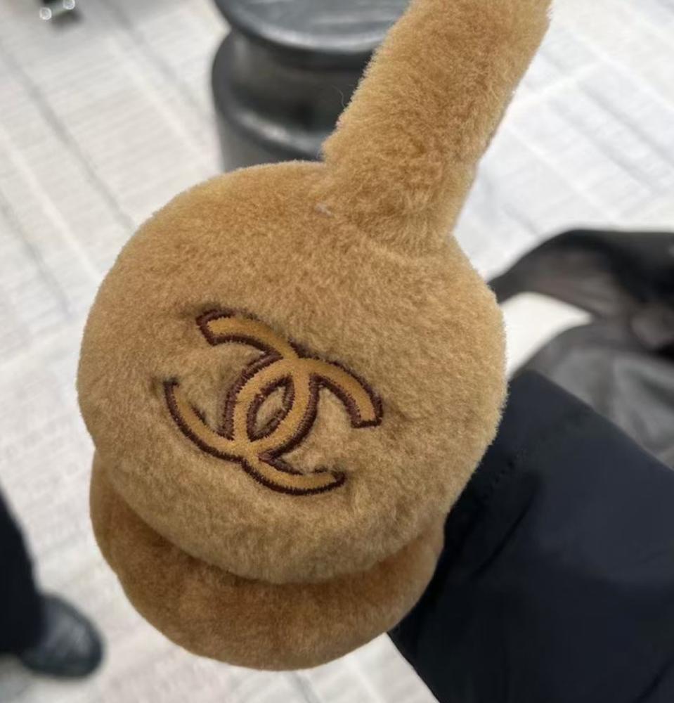 【24 CocoNeige】CHANEL★手袋★寒い日も温か快適 24 CocoNeige】CHANEL☆手袋☆寒い日も温か快適 (CHANEL/手袋