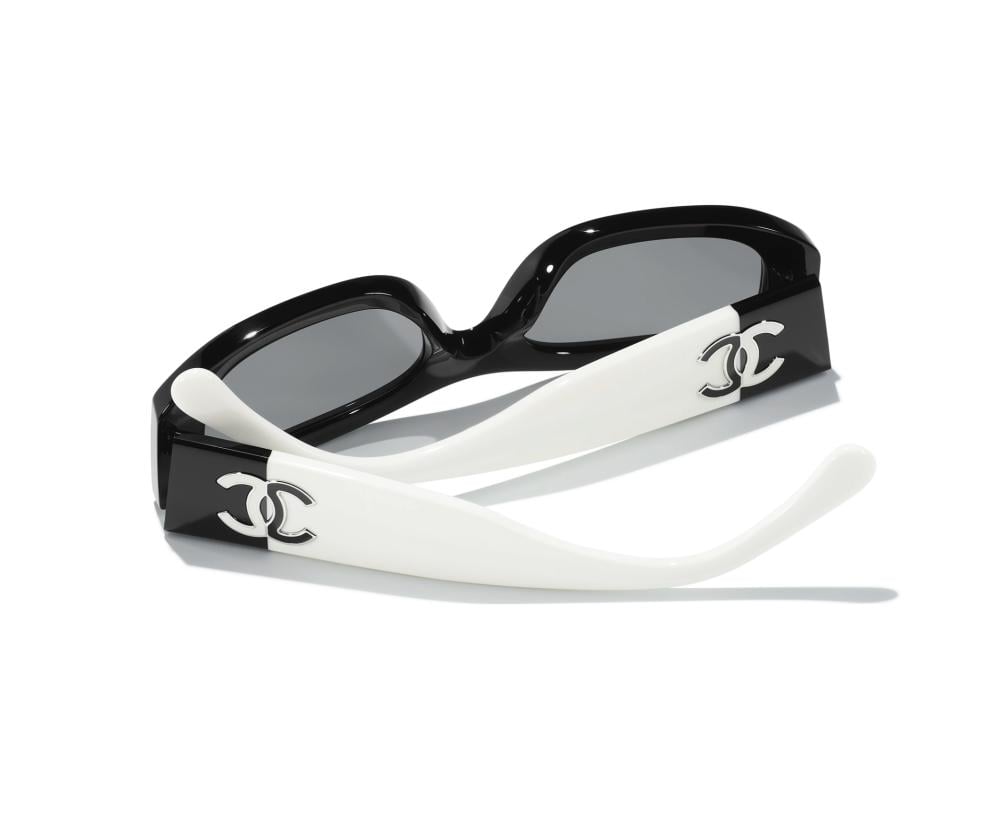 CHANEL デザインサングラス ホワイト NEW White Chanel sunglasses with chain and case | eBay