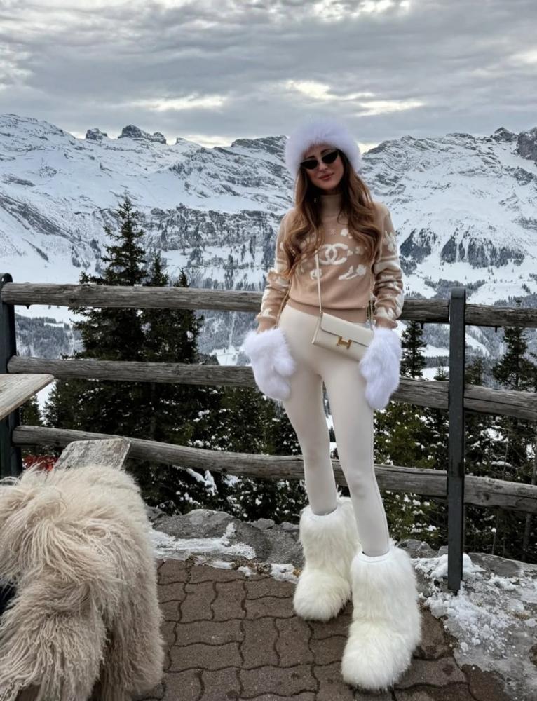 美品★CHANEL★COCO★シャギー★チュール★ポンチョ★ニット 美品☆CHANEL☆COCO☆シャギー☆チュール☆ポンチョ☆ニット