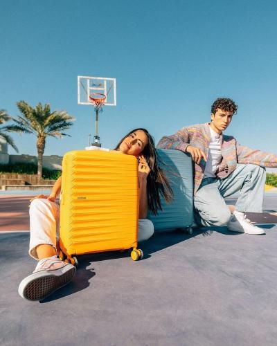 أحدث صيحات السفر والأناقة