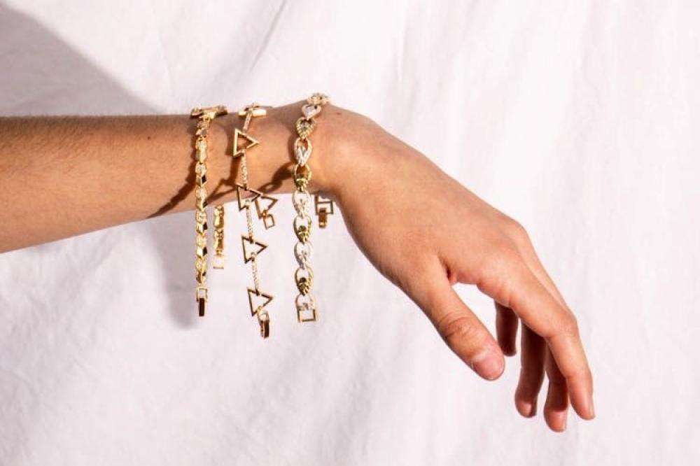 افضل أشكال أساور ذهب عيار 21 واسعارها